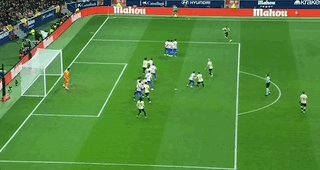 1770940521471099563.gif